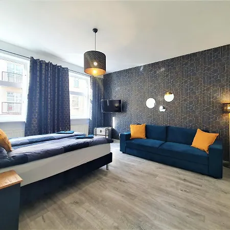 Appartement Centrum 2 *